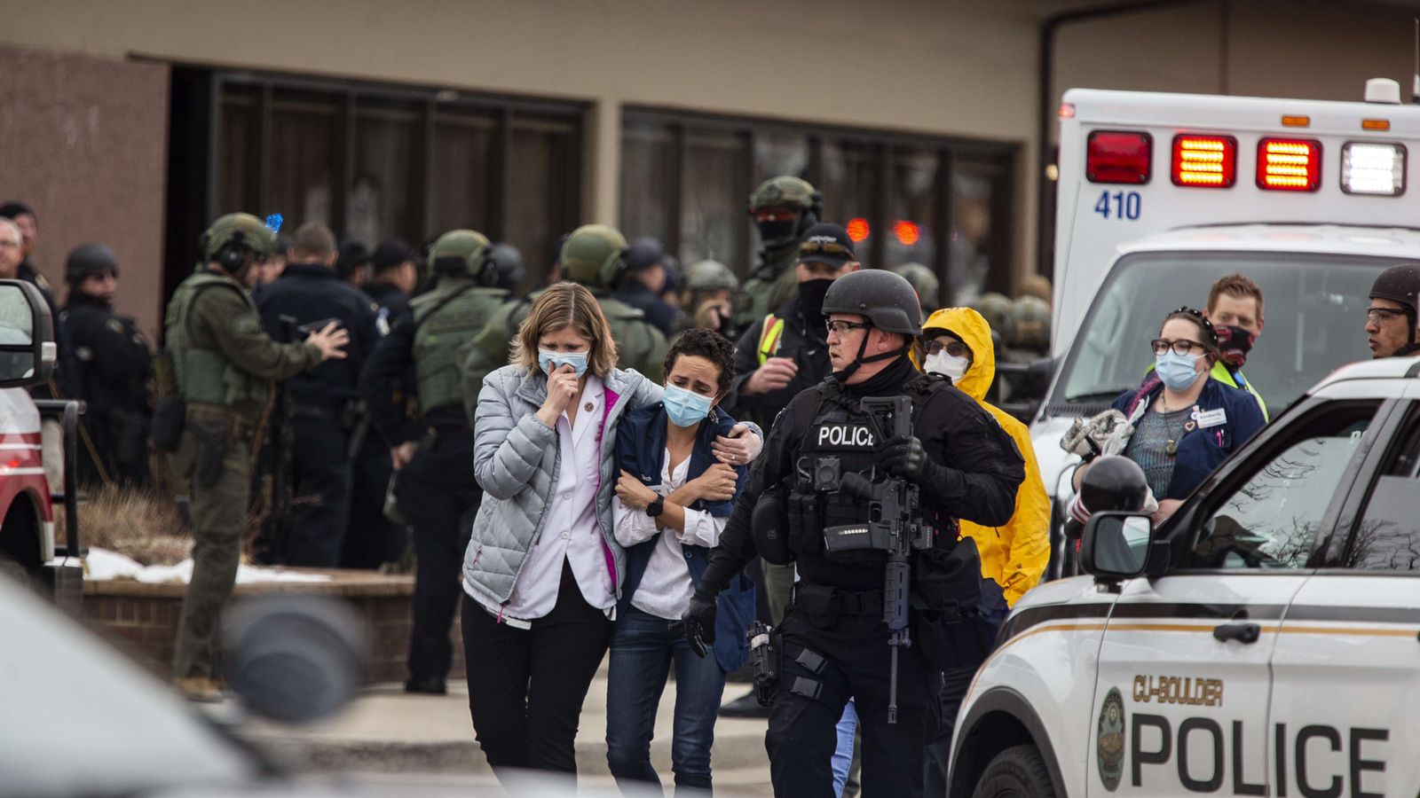 Tiroteo en escuela primaria de Estados Unidos deja 14 niños muertos tiroteo-en-escuela-primaria-de-estados-unidos-deja-14-ninos-muertos